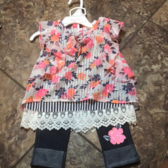 Super Cute Little Lass 3 Piece Set! Top, pants and headband